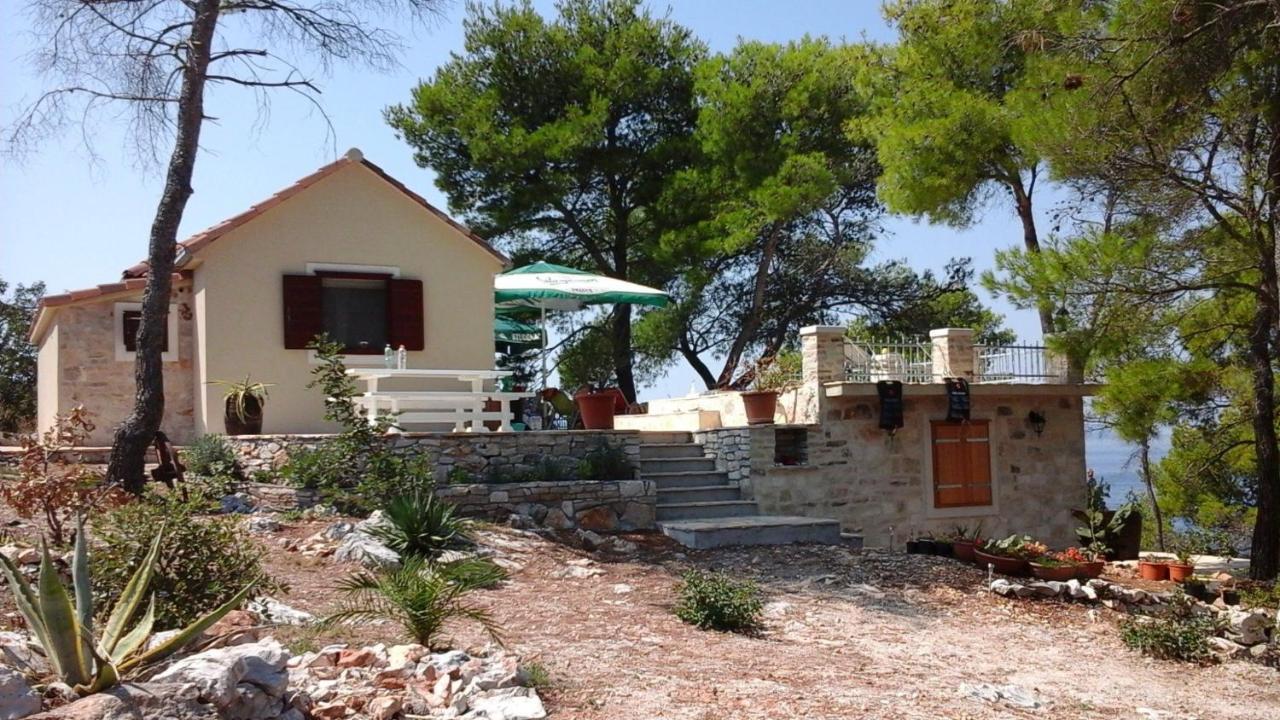 House Vesna Kupinova Villa มิลนา ภายนอก รูปภาพ
