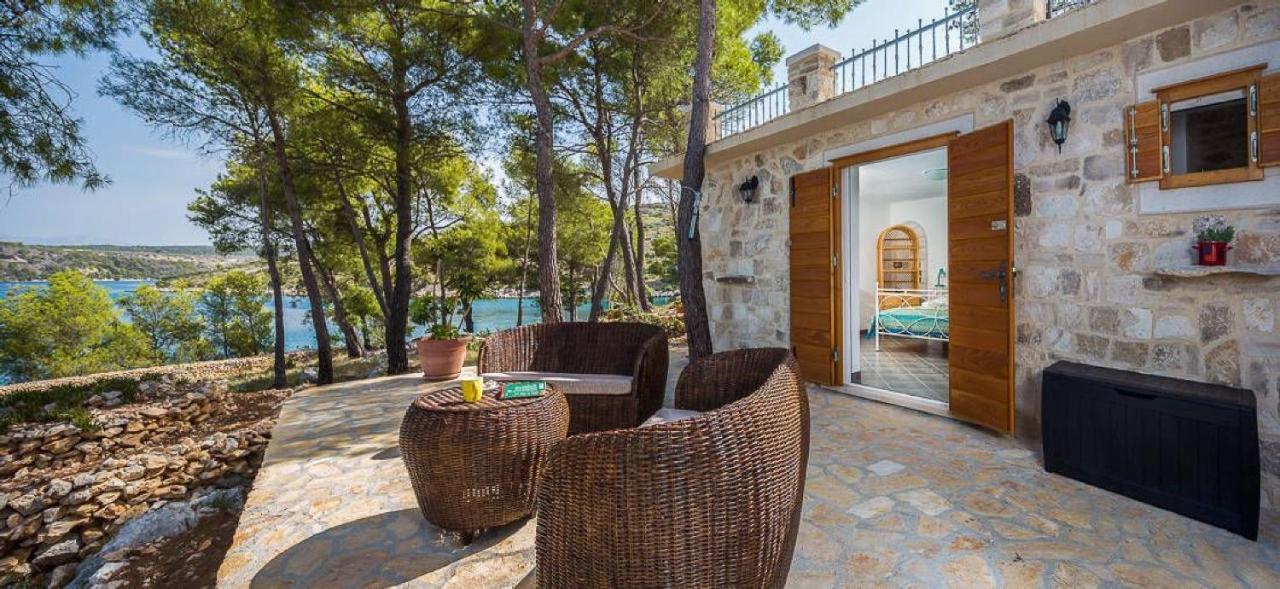 House Vesna Kupinova Villa มิลนา ภายนอก รูปภาพ